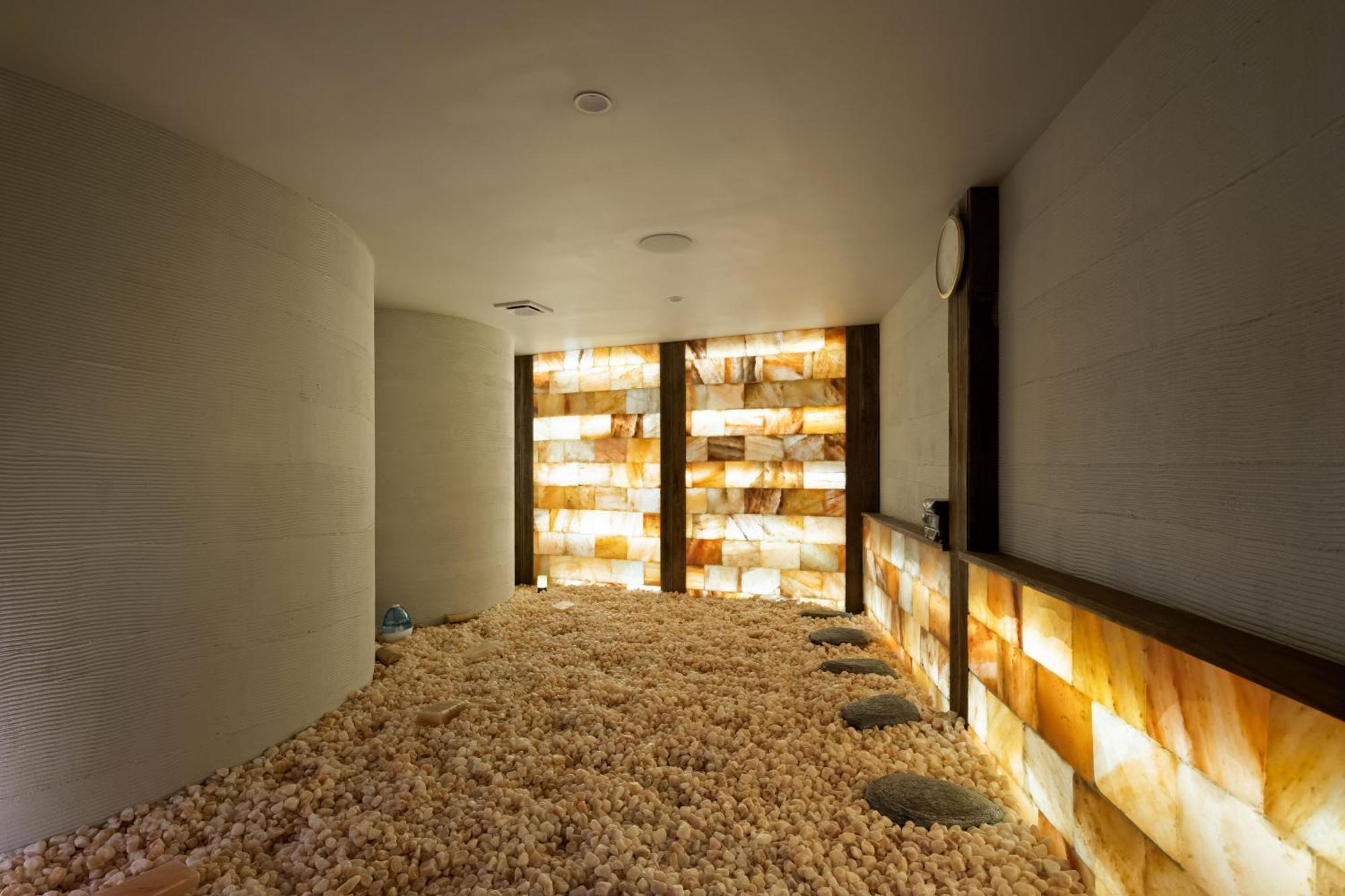 เอ็มโพเรียม เซาท์แบงก์ Hotel บริสเบน ภายนอก รูปภาพ A salt cave in a spa