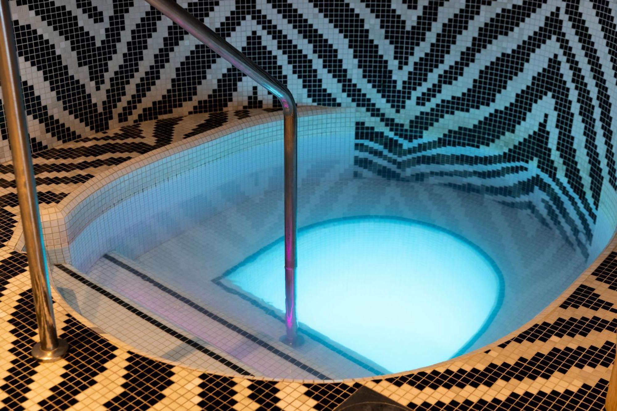 เอ็มโพเรียม เซาท์แบงก์ Hotel บริสเบน ภายนอก รูปภาพ A Turkish bath