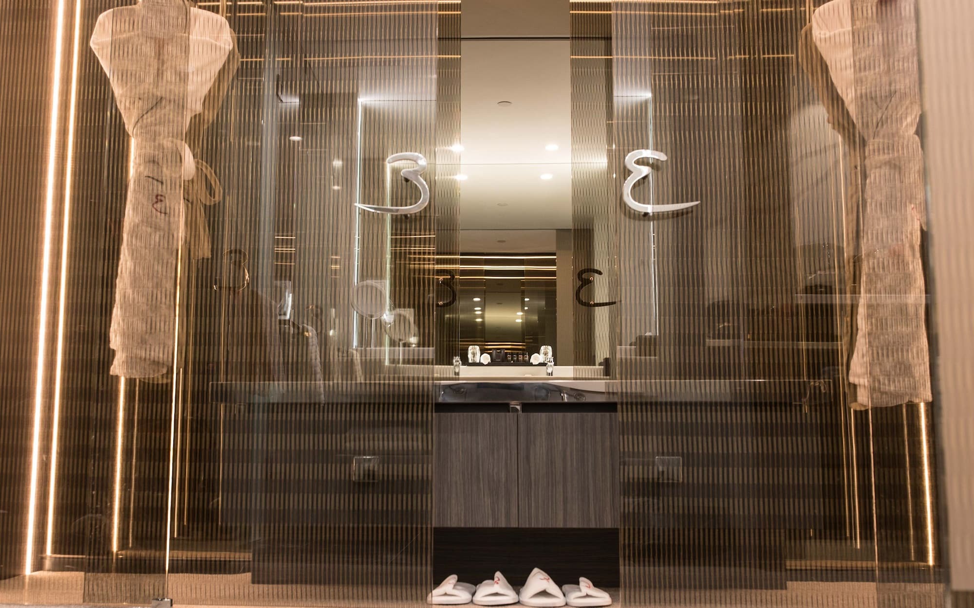 เอ็มโพเรียม เซาท์แบงก์ Hotel บริสเบน ภายนอก รูปภาพ Bathroom